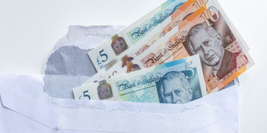 Mandatory payrolling of benefits in kind